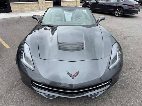 Used 2019 Chevrolet Corvette Stingray Convertible w/ 2LT Preferred Equipment Group RWD image 2