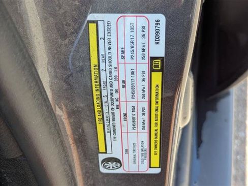 Used 2019 Jeep Cherokee Trailhawk AWD/4WD image 15