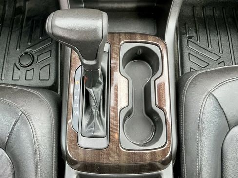 Used 2016 GMC Canyon SLT w/ Driver Alert Package image 36