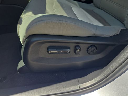 Used 2019 Honda CR-V EX image 20