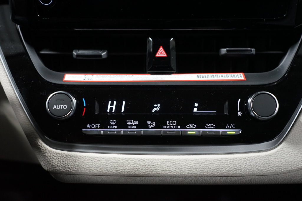 New 2027 Toyota Corolla LE FWD image 20