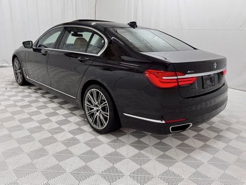 Used 2016 BMW 750i xDrive image 7