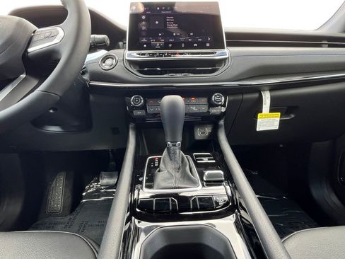 New 2026 Jeep Compass Limited image 3