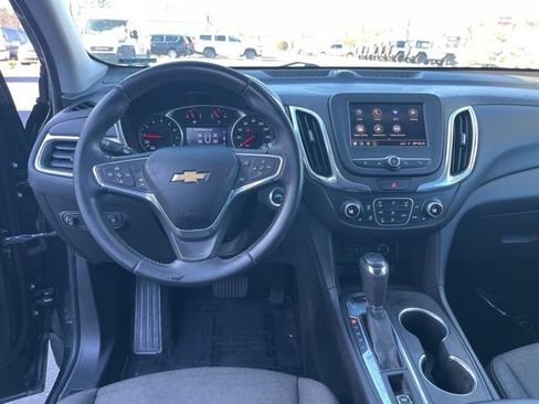 Used 2020 Chevrolet Equinox LT image 17