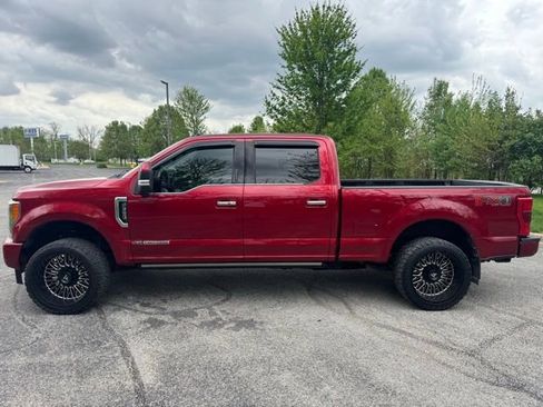 Used 2019 Ford F350 Limited image 8