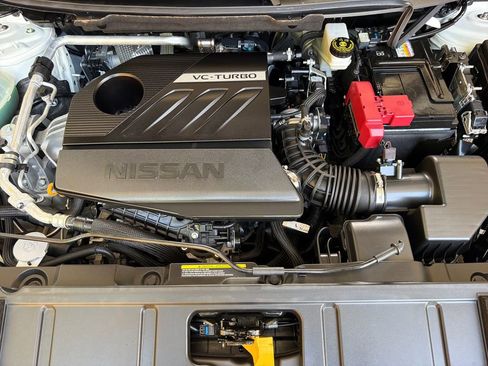 Used 2023 Nissan Rogue SV FWD image 35