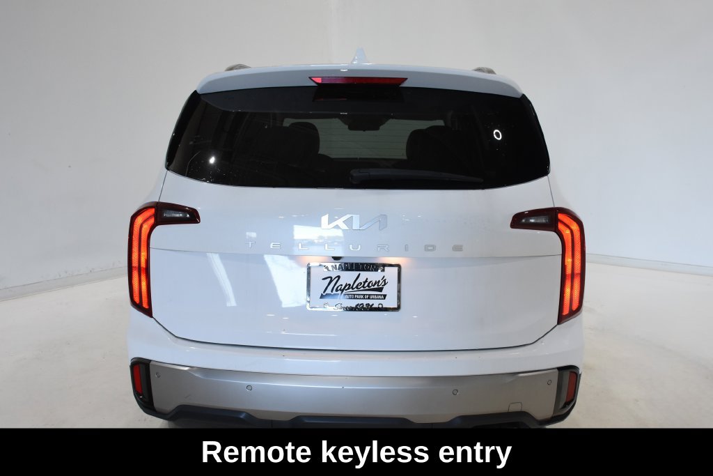 Used 2025 Kia Telluride S FWD image 6