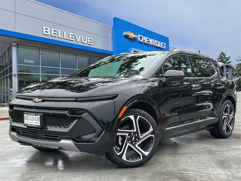 New 2026 Chevrolet Equinox EV LT image 1