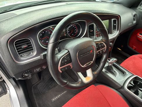 Used 2016 Dodge Charger R/T image 10