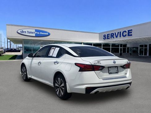 Used 2022 Nissan Altima 2.5 SL AWD/4WD image 6