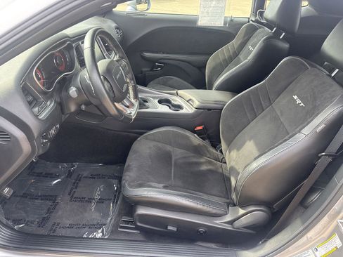 Used 2016 Dodge Challenger SRT Hellcat image 3