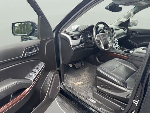Used 2019 GMC Yukon SLT AWD/4WD image 11