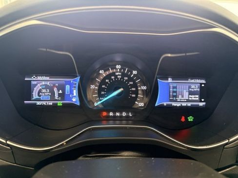 Used 2018 Ford Fusion S image 19