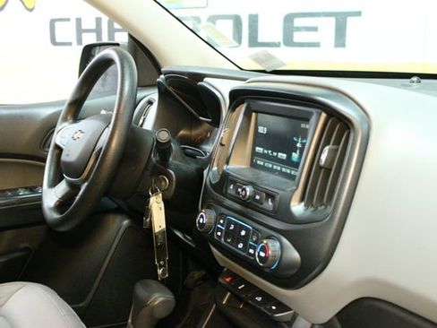 Used 2017 Chevrolet Colorado W/T w/ WT Convenience Package image 10