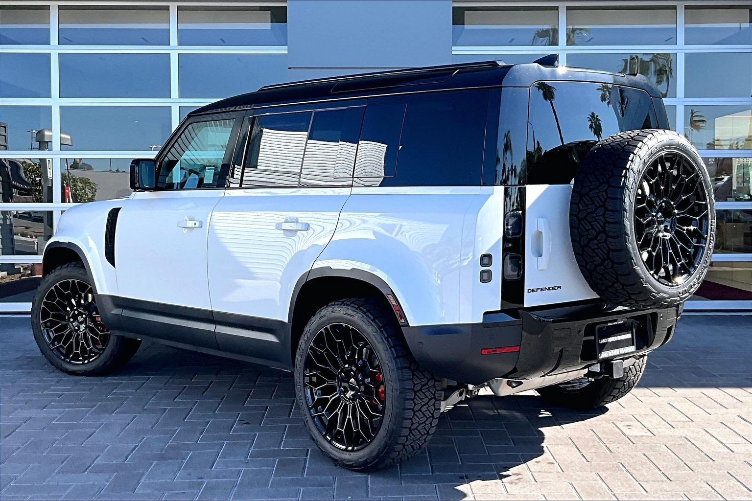 New 2026 Land Rover Defender 110 S AWD/4WD image 3