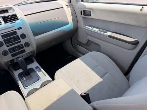Used 2012 Ford Escape XLT FWD image 18