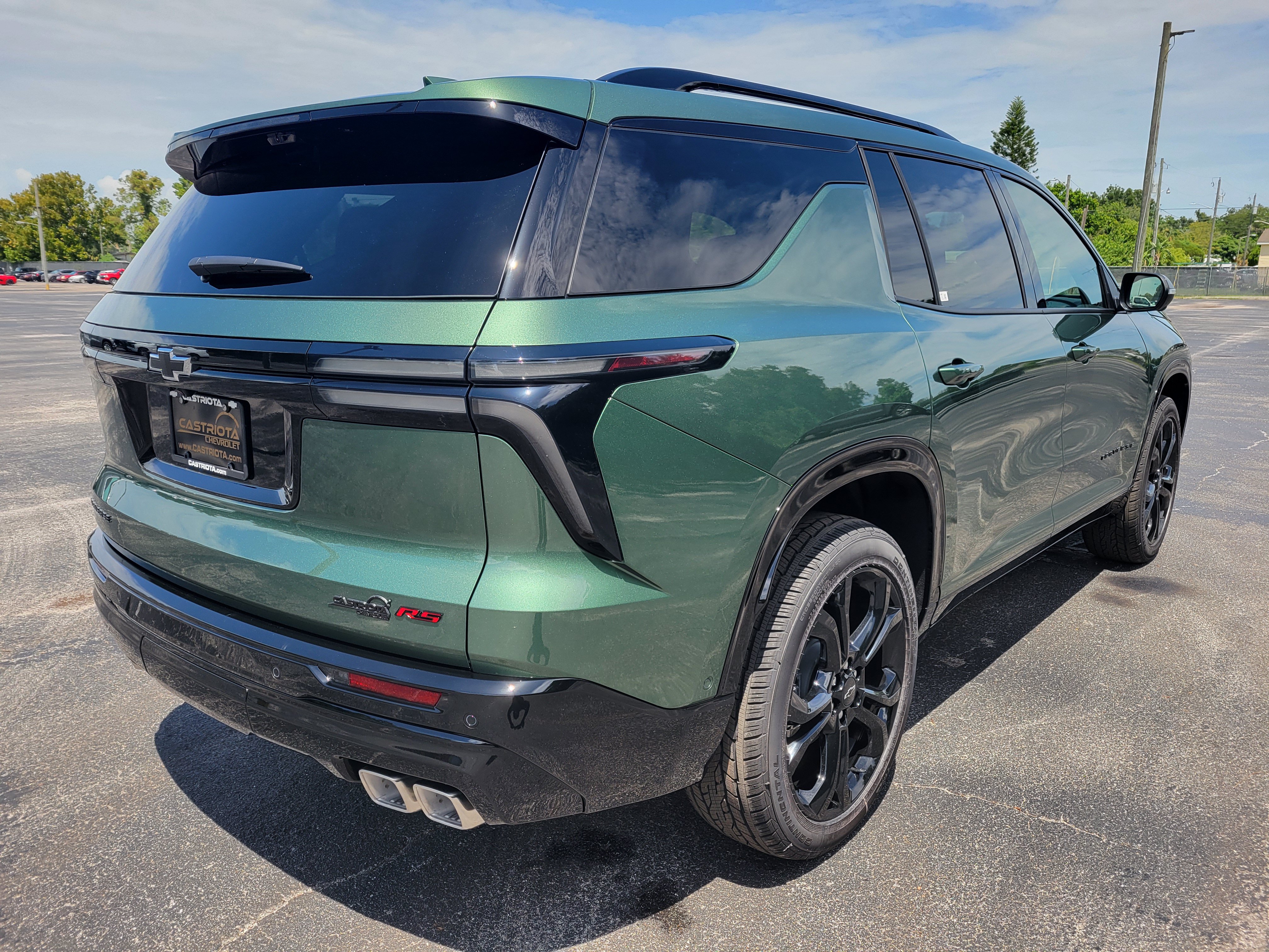 New 2027 Chevrolet Traverse RS FWD image 5