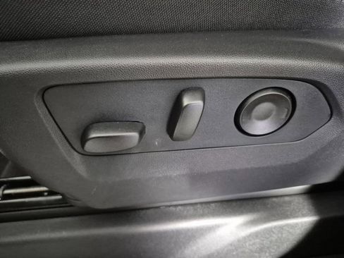 New 2026 Chevrolet Silverado 2500 Custom w/ Custom Value Package image 18