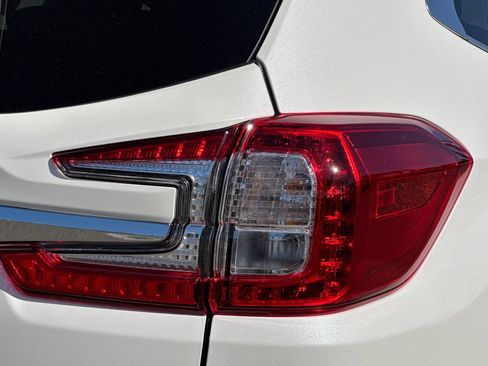 New 2026 Subaru Ascent Limited image 12