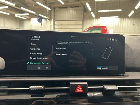 New 2026 Kia Sportage EX image 18