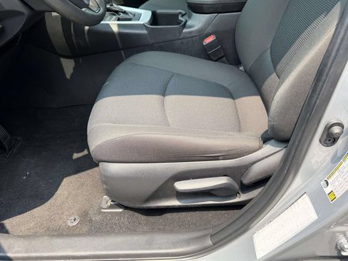 Used 2025 Toyota RAV4 LE AWD/4WD image 16