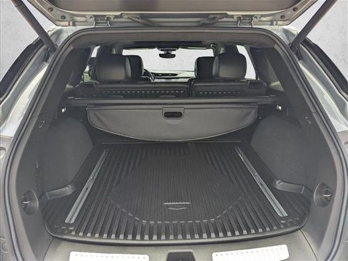 Used 2023 Cadillac XT5 Premium Luxury w/ Platinum Package FWD image 6