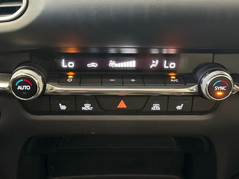 Certified 2023 MAZDA CX-30 AWD 2.5 S w/ Premium Package image 17