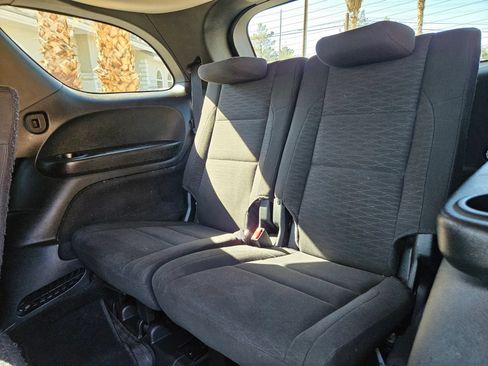 Used 2018 Dodge Durango SXT w/ 3rd Row Seating Group RWD image 15
