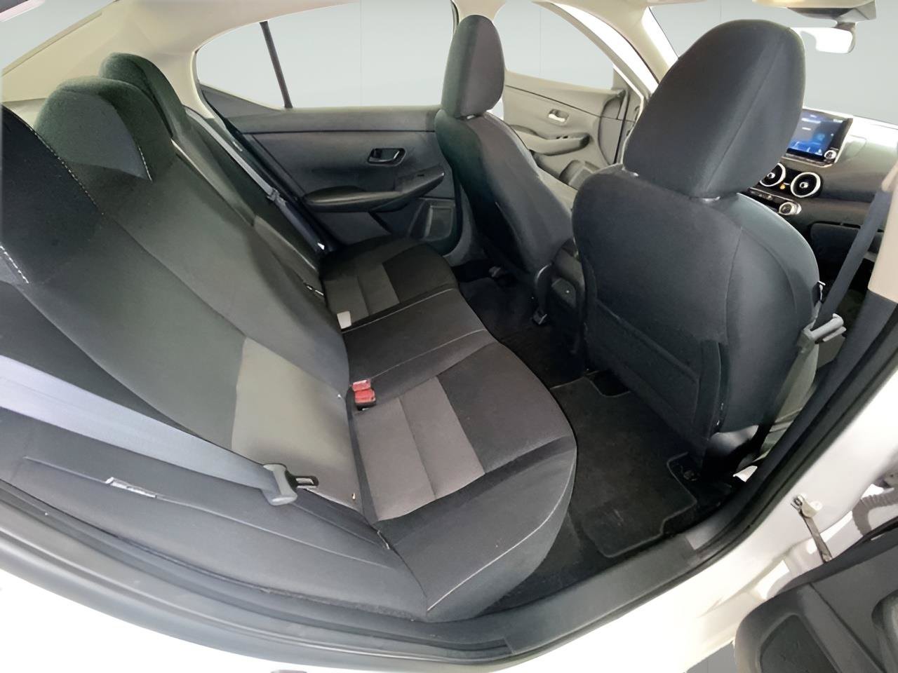 Used 2024 Nissan Sentra SV FWD image 36