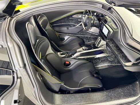 Used 2026 Aston Martin Valhalla AWD/4WD image 32