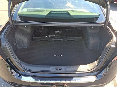 Used 2023 Nissan Altima 2.5 SV w/ SV Premium Package AWD/4WD image 30