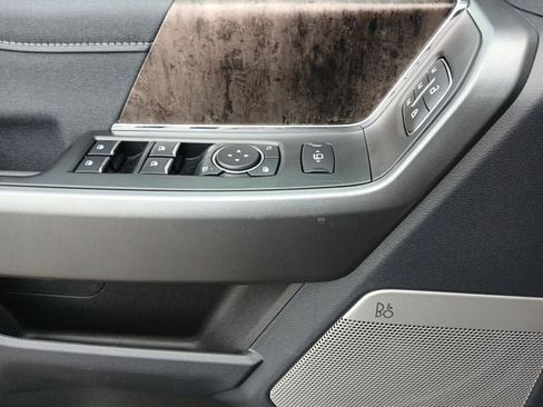 New 2026 Ford F250 Lariat w/ Black Appearance Package image 18