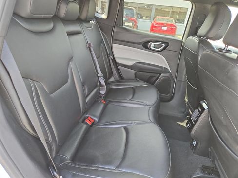 Used 2025 Jeep Compass Limited AWD/4WD image 29