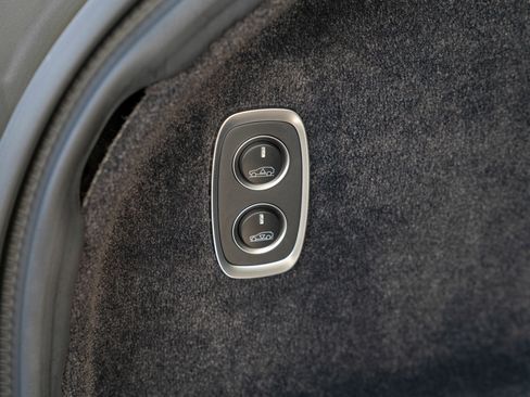 Used 2023 Aston Martin DBX 707 image 39