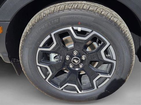 New 2025 Ford Bronco Sport Outer Banks w/ Outer Banks Tech Package+ image 9