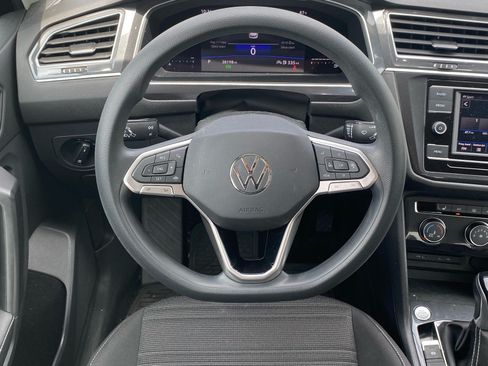 Certified 2022 Volkswagen Tiguan S AWD/4WD image 5