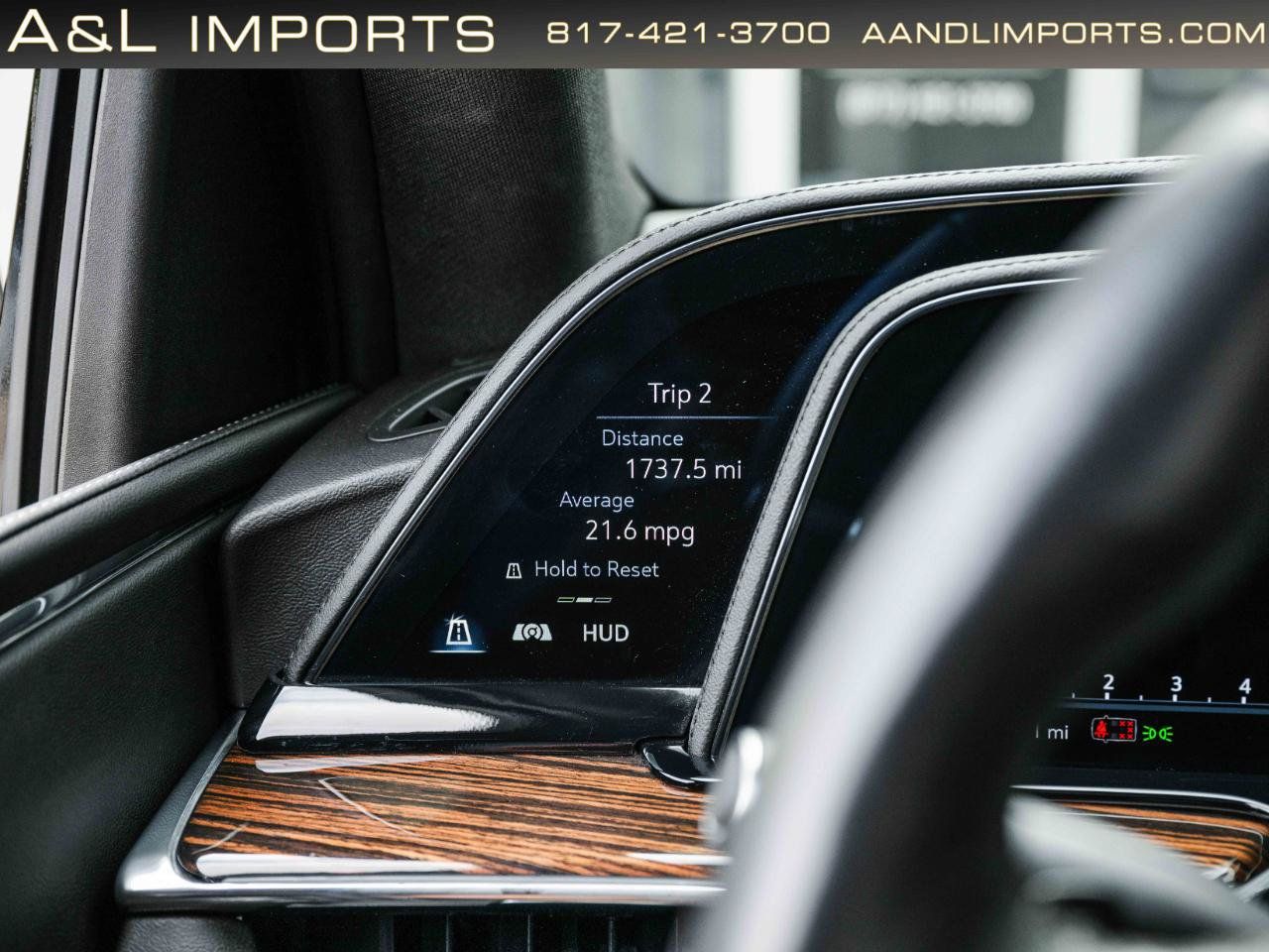 Used 2024 Cadillac Escalade ESV Premium Luxury AWD/4WD image 52