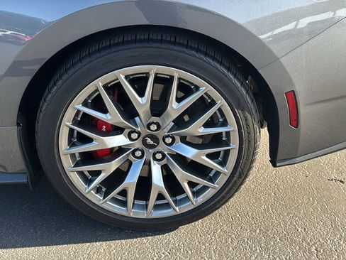 Used 2025 Ford Mustang GT Premium RWD image 9