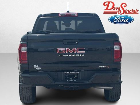 Used 2025 GMC Canyon AT4 w/ Technology Plus Package AWD/4WD image 8