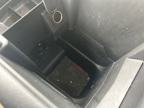 Used 2018 Ford Edge SEL FWD image 34