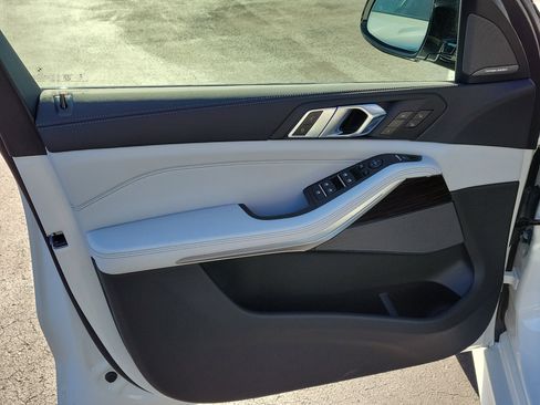 New 2026 BMW X5 sDrive40i w/ M Sport Package image 13