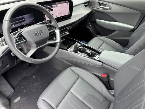 New 2026 Audi Q3 quattro 2.0T AWD/4WD image 7