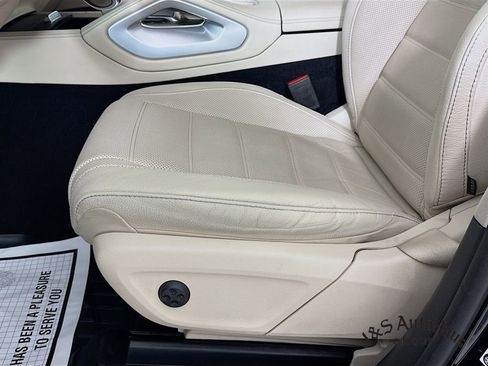 Used 2023 Mercedes-Benz GLS 450 4MATIC image 25