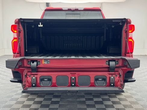 Used 2024 Chevrolet Silverado 1500 High Country AWD/4WD image 12