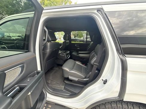 Used 2025 Ford Expedition Tremor AWD/4WD image 8
