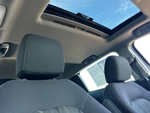 Used 2014 Chevrolet Sonic LT w/ Fun and Sun Package FWD image 16