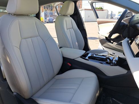 New 2025 Audi A6 e-tron Premium image 10