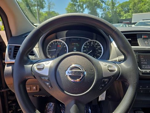 Used 2018 Nissan Sentra S w/ S Midnight Style Package FWD image 20