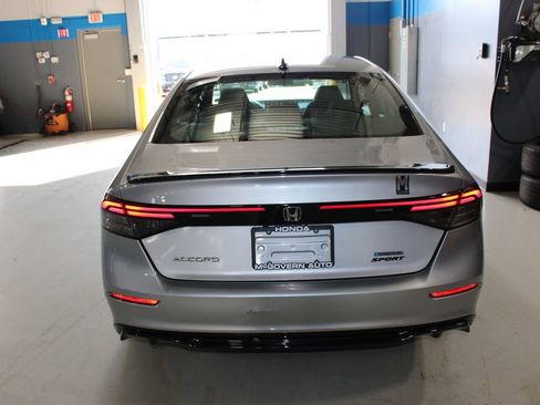 Used 2023 Honda Accord Sport image 39