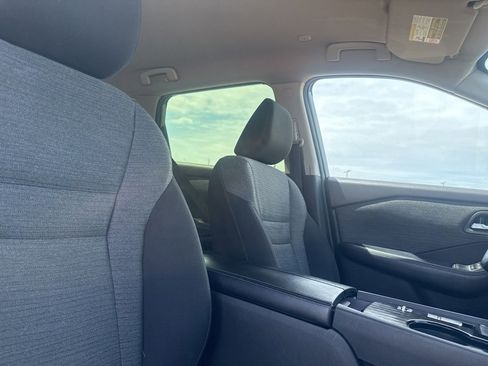 Certified 2023 Nissan Rogue SV FWD image 26